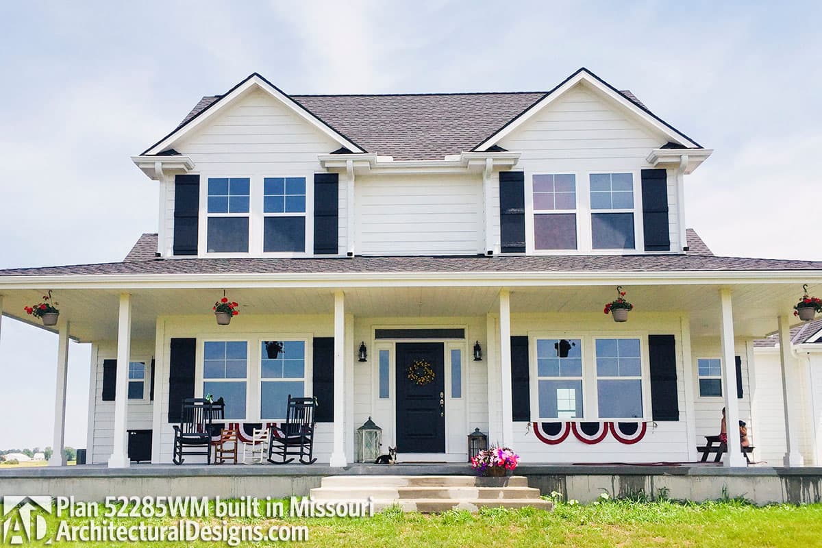 build gallery item - Farmhouse Plan 52285WM Comes to Life in Michigan