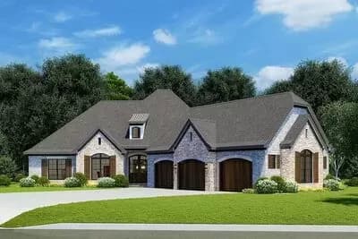 4-Bed House Plan with Master Walk-In Closet Laundry Access