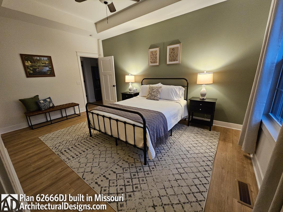 Client Photo id:  489070