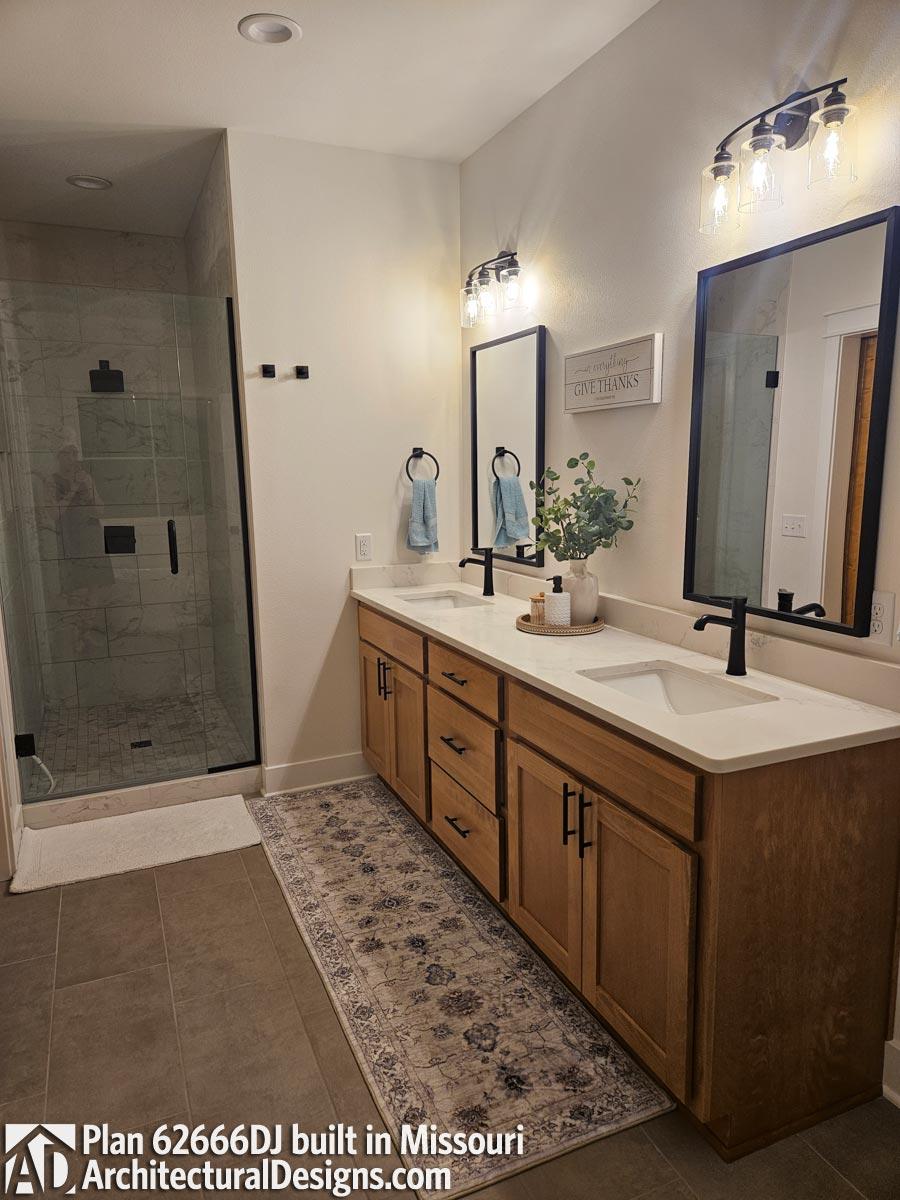 Client Photo id:  489067