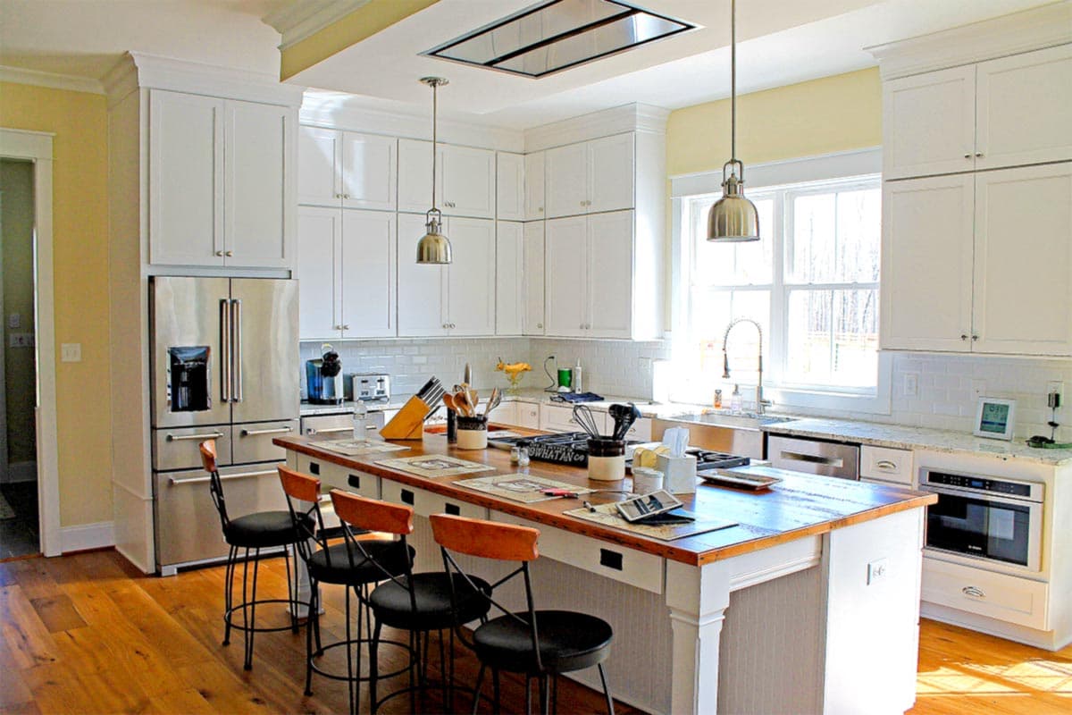 Plan 500018VV: Quintessential American Farmhouse with Detached Garage and Breezeway - 3134 Sq Ft - Image #14 - Cottage, Country, Farmhouse, Modern Farmhouse, New American, Southern, Traditional