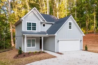 Compact Traditional House Plan - 1460 Sq Ft