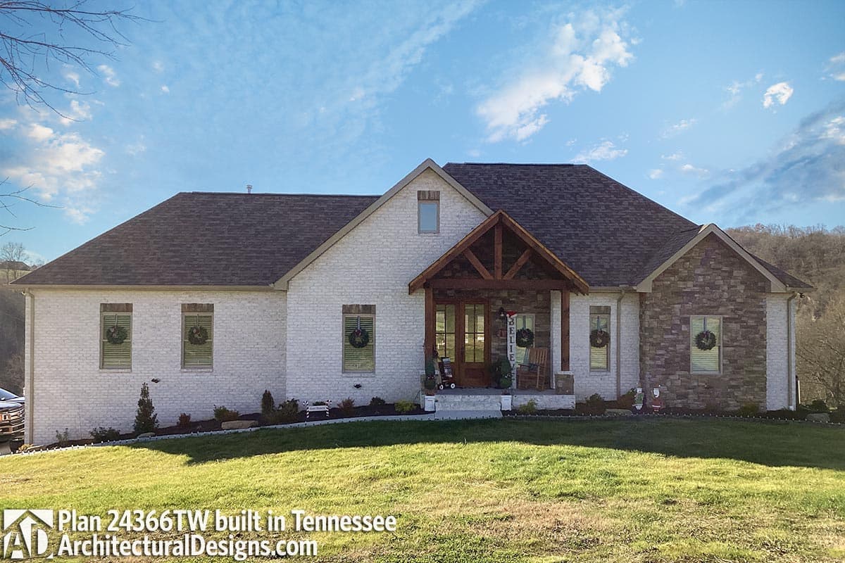 build gallery item - House Plan 24366TW Comes to Life in Tennessee