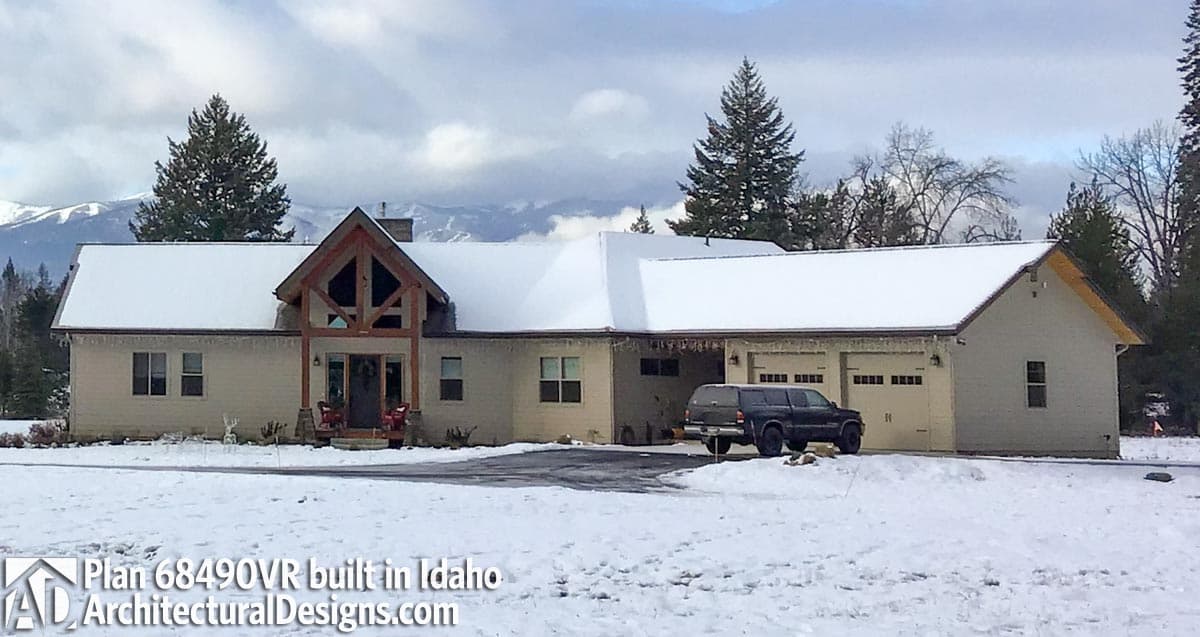 Plan 68490VR: Rustic Mountain Lodge with Vaulted Interior and Angled 2-Car Garage - Image #4 - Mountain, Ranch, Rustic