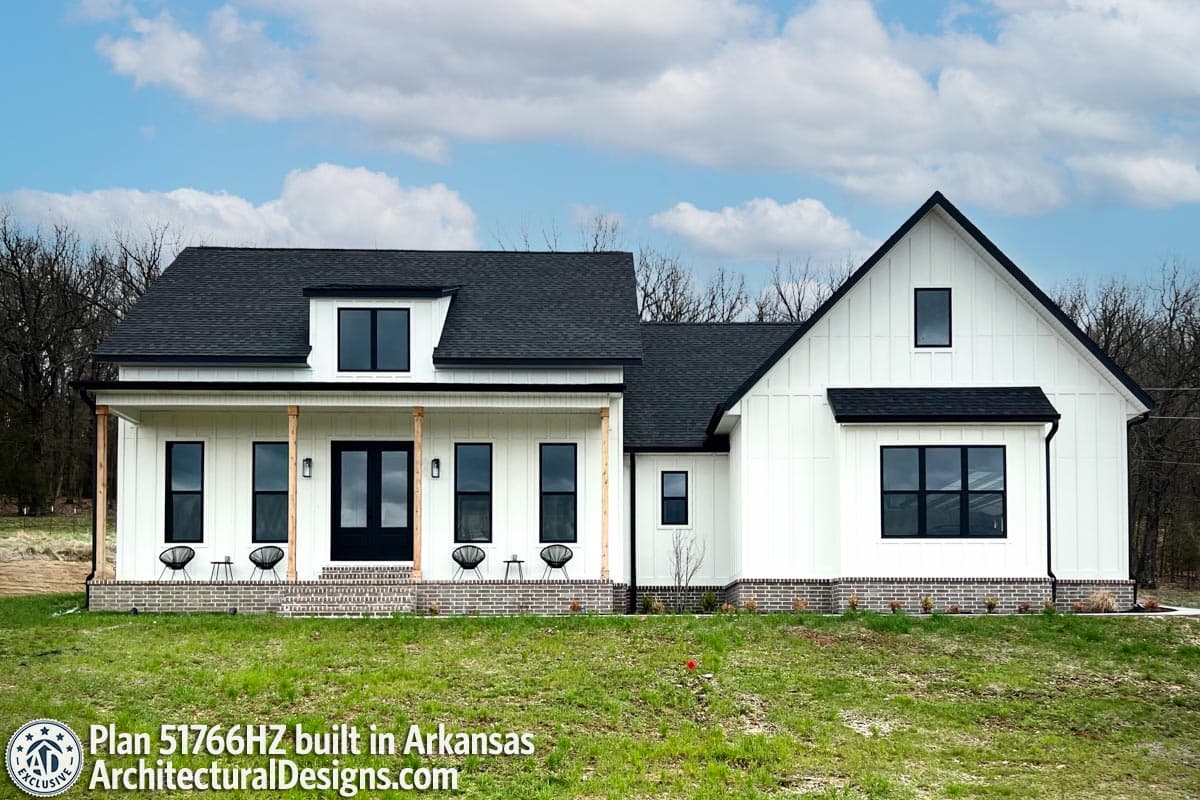 build gallery item - Modern Farmhouse Plan 51766HZ Comes to Life in Arkansas