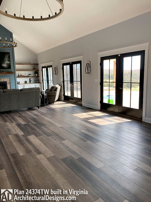 Client Photo id:  368469