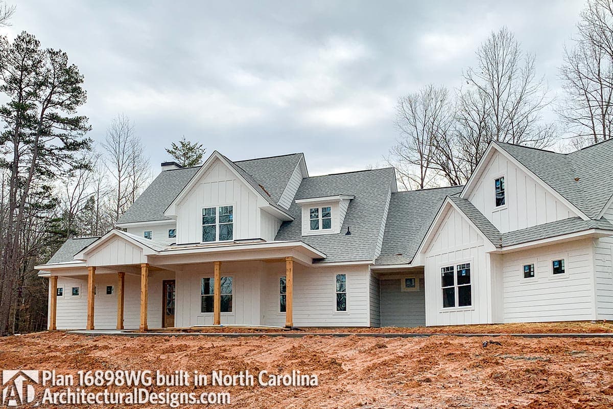 Plan 16898WG: Flexible Farmhouse with Loads of Outdoor Living - 2396 Sq Ft - Image #11 - Country, Craftsman, Farmhouse, Modern Farmhouse, New American