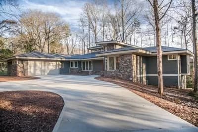 Impressive and Exclusive Prairie House Plan