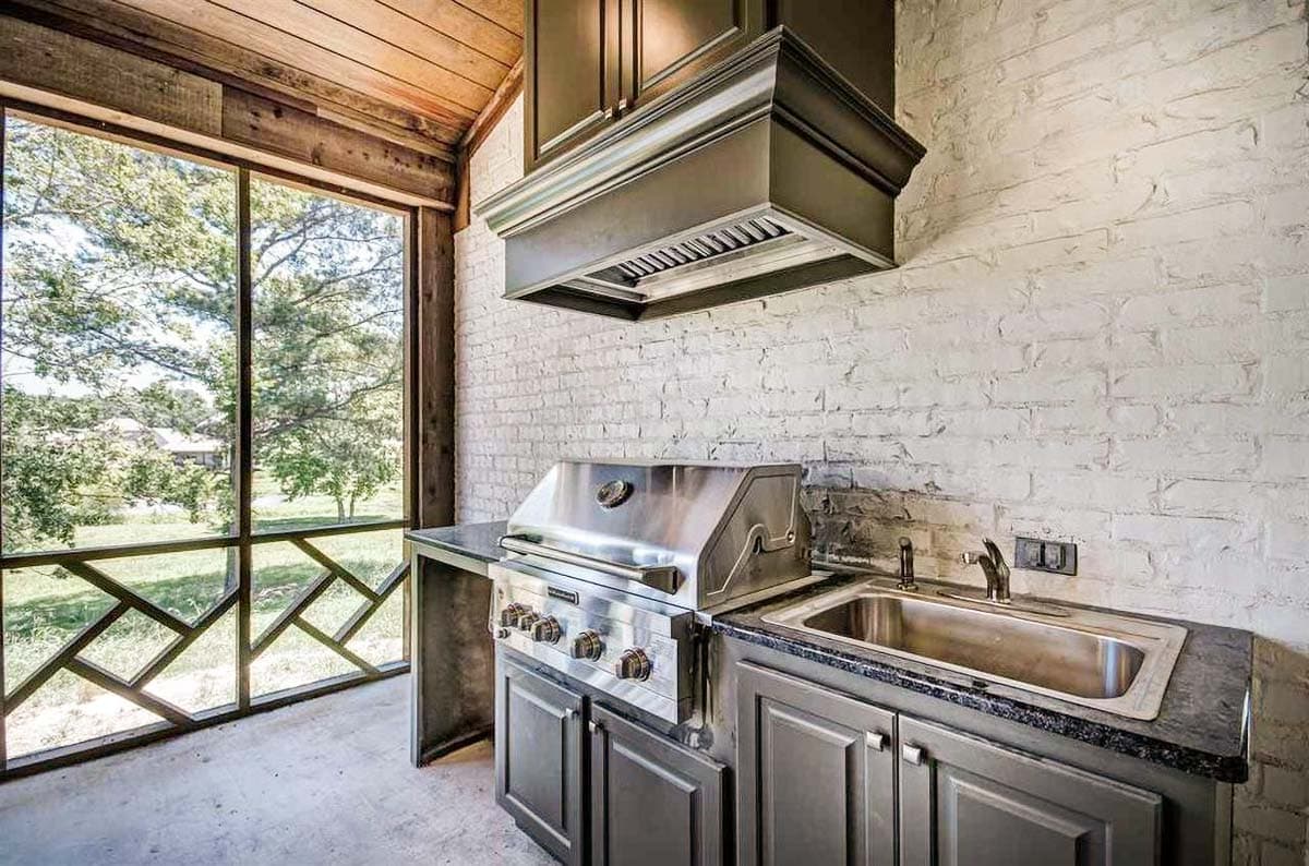 Plan 510005WDY: Stone and Stucco Beauty with Courtyard Entry Garage - Image #36 - French Country, Southern, Traditional