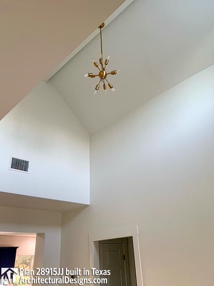 Client Photo id:  367082