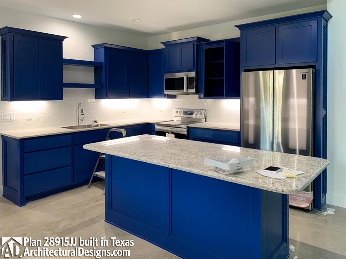 Client Photo id:  367080