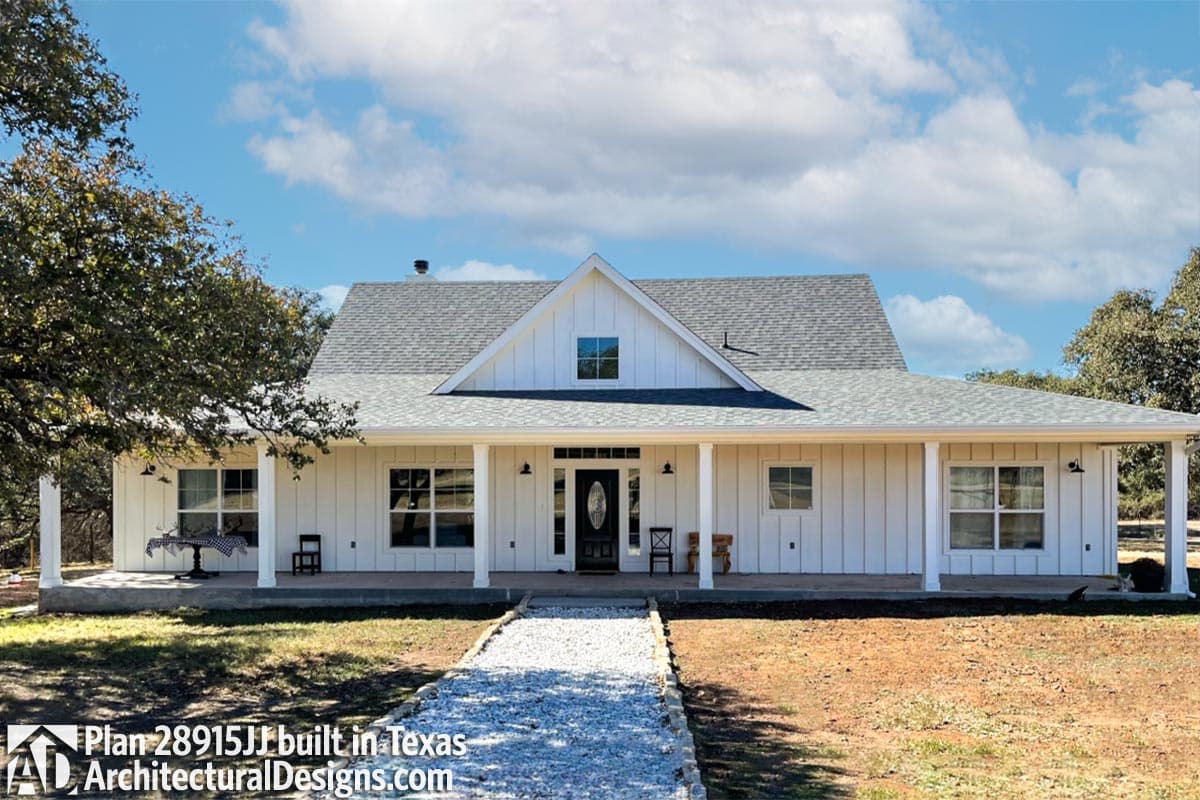 build gallery item - Country Farmhouse Plan 28915JJ Comes to Life in Texas