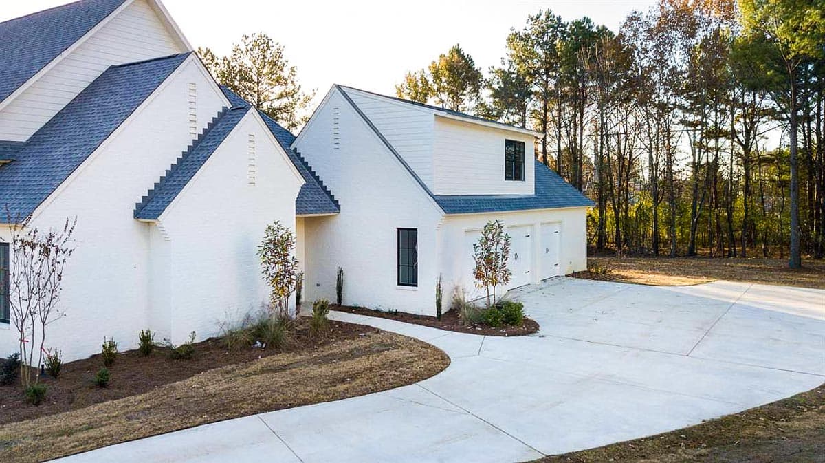 Plan 510011WDY: Transitional Farmhouse Plan with 4 to 5 Bedrooms - Image #4 - Acadian, Country, European, Farmhouse, Louisiana-Style, Modern Farmhouse, New American, Southern, Traditional, Transitional