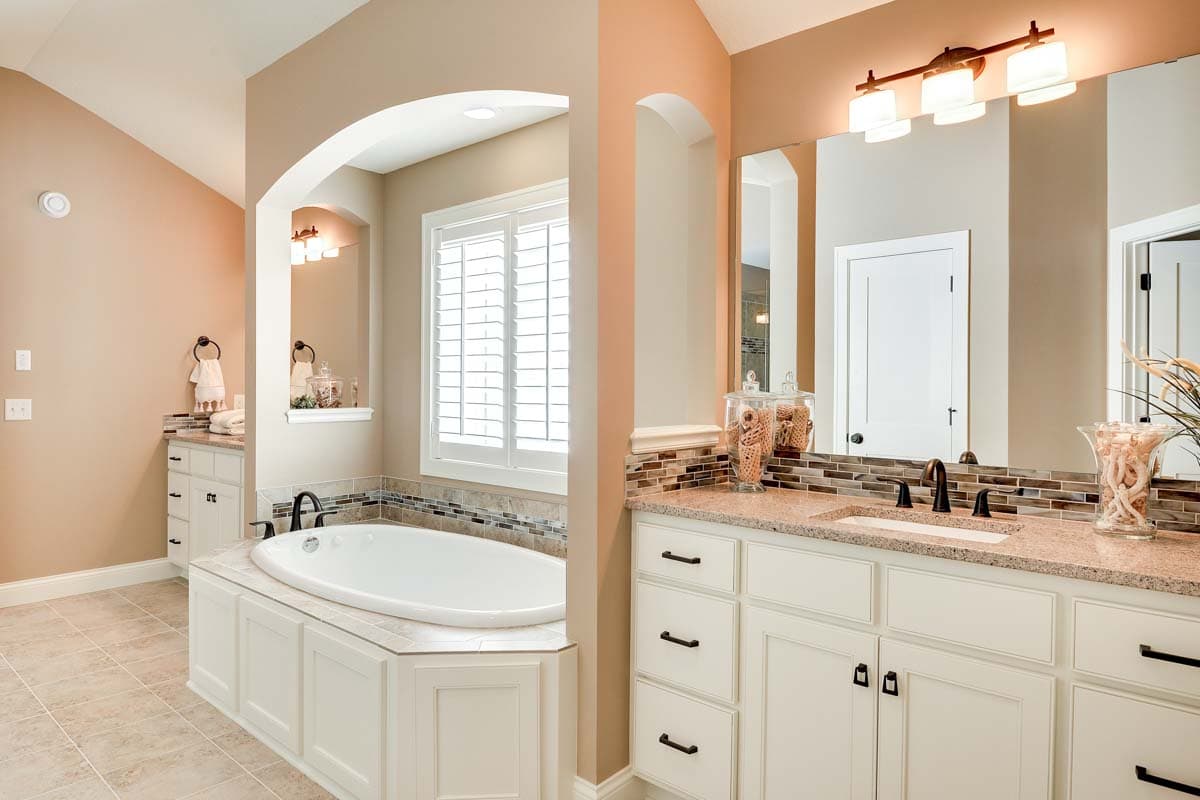 Plan 73376HS: Beautiful Craftsman With Amazing Great Room - 3634 Sq Ft - Image #49 - Craftsman, New American, Northwest, Traditional