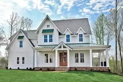 Modern Farmhouse with L-Shaped Front Porch - 3887 Sq Ft