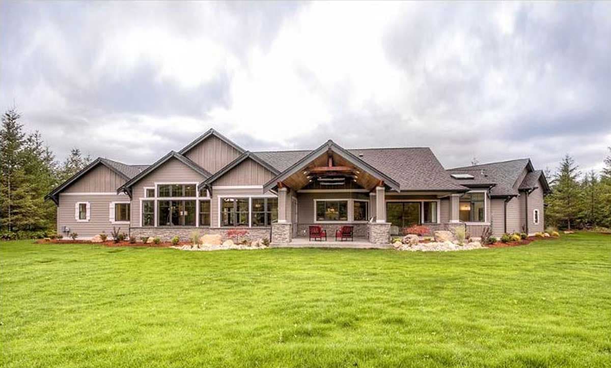 Plan 23707JD: Mountain Ranch Home Plan with RV Garage - 3270 Sq Ft - Image #23 - Craftsman, Mountain, Northwest, Ranch