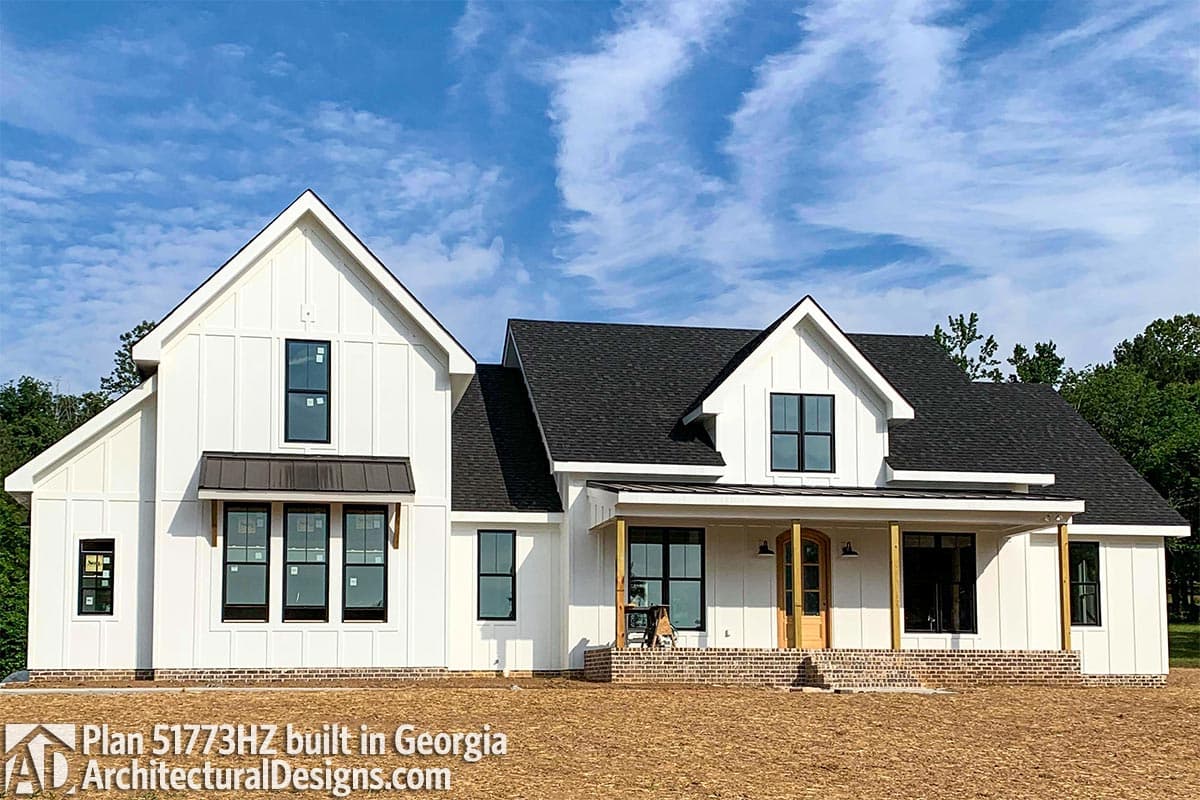 Plan 51773HZ: 4-Bed Modern Farmhouse with Bonus Over Garage - 2742 Sq Ft - Image #17 - Country, Modern Farmhouse, New American, Traditional