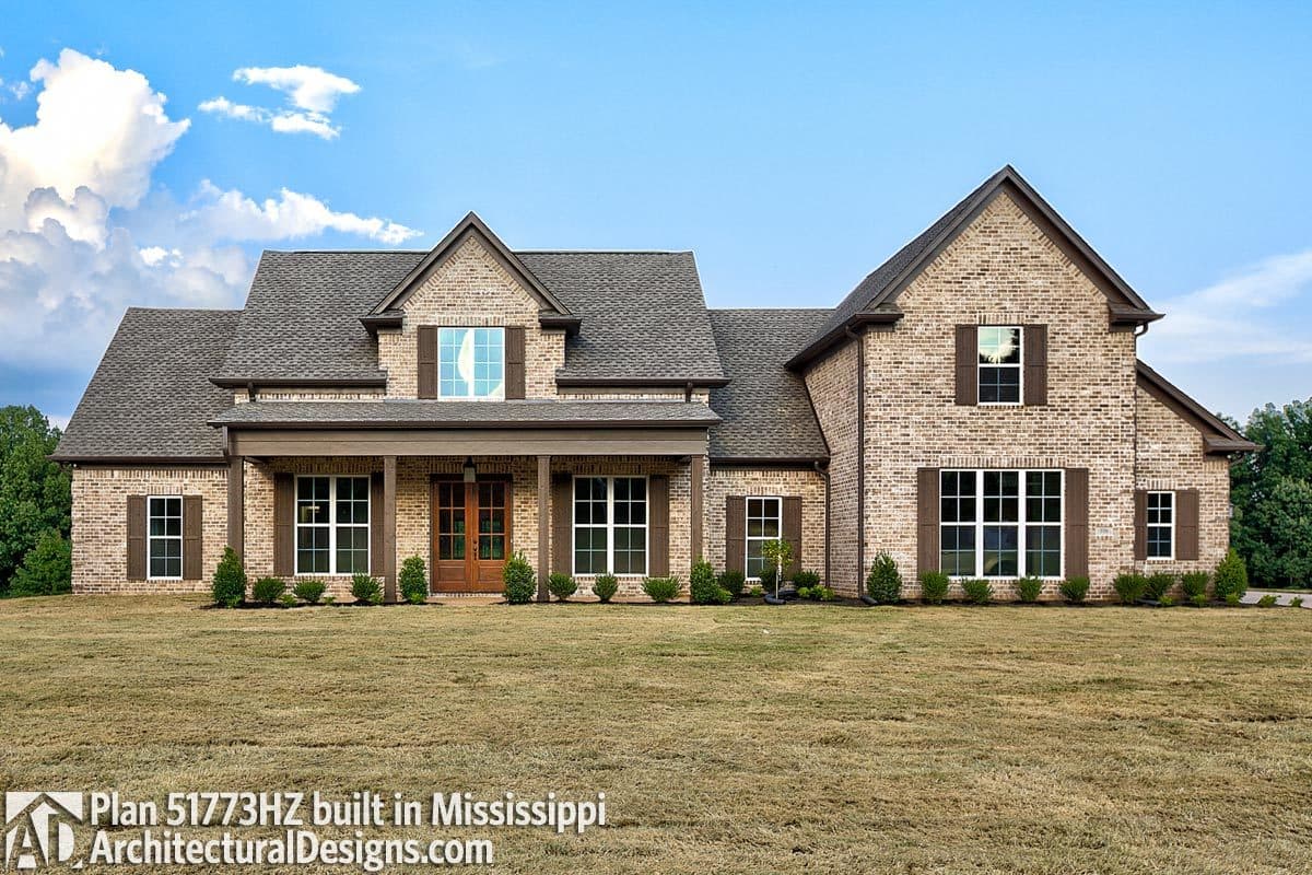 build gallery item - Modern Farmhouse Plan 51773HZ Comes to Life in Mississippi