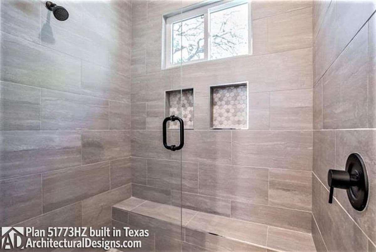 Client Photo id:  298851