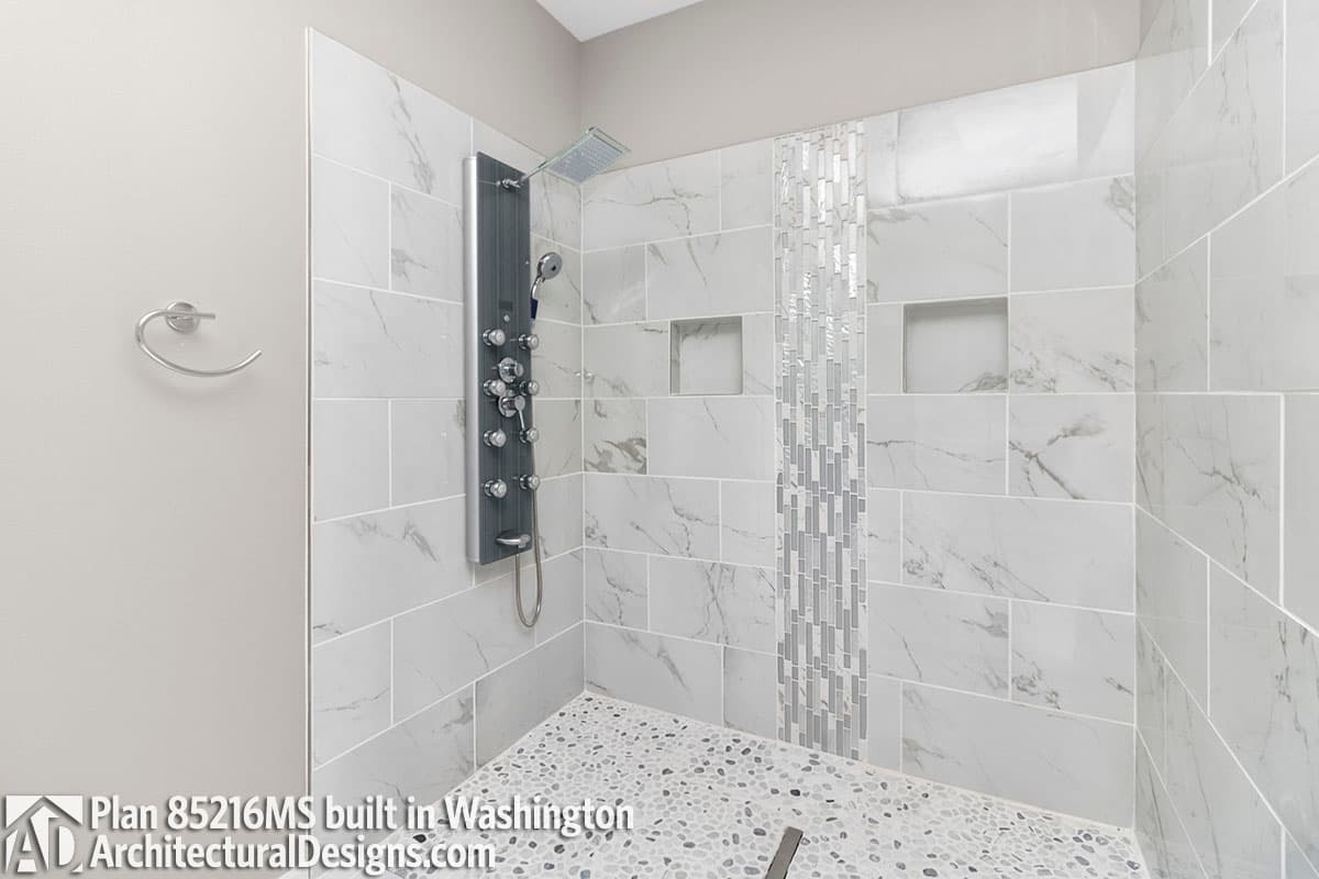 Client Photo id:  307728