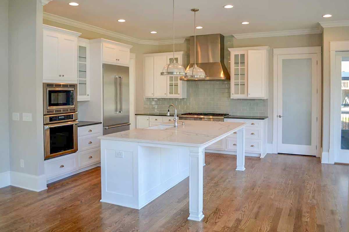 Plan 29891RL: Country Craftsman With Studio Apartment Above Angled Garage - Image #10 - Country, Craftsman, Mountain, Ranch