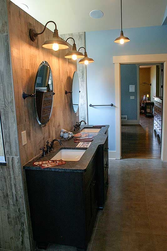 Plan 770004CED: Rugged Craftsman with Indoor and Outdoor Entertaining Spaces - Image #8 - Craftsman, Mountain, Rustic