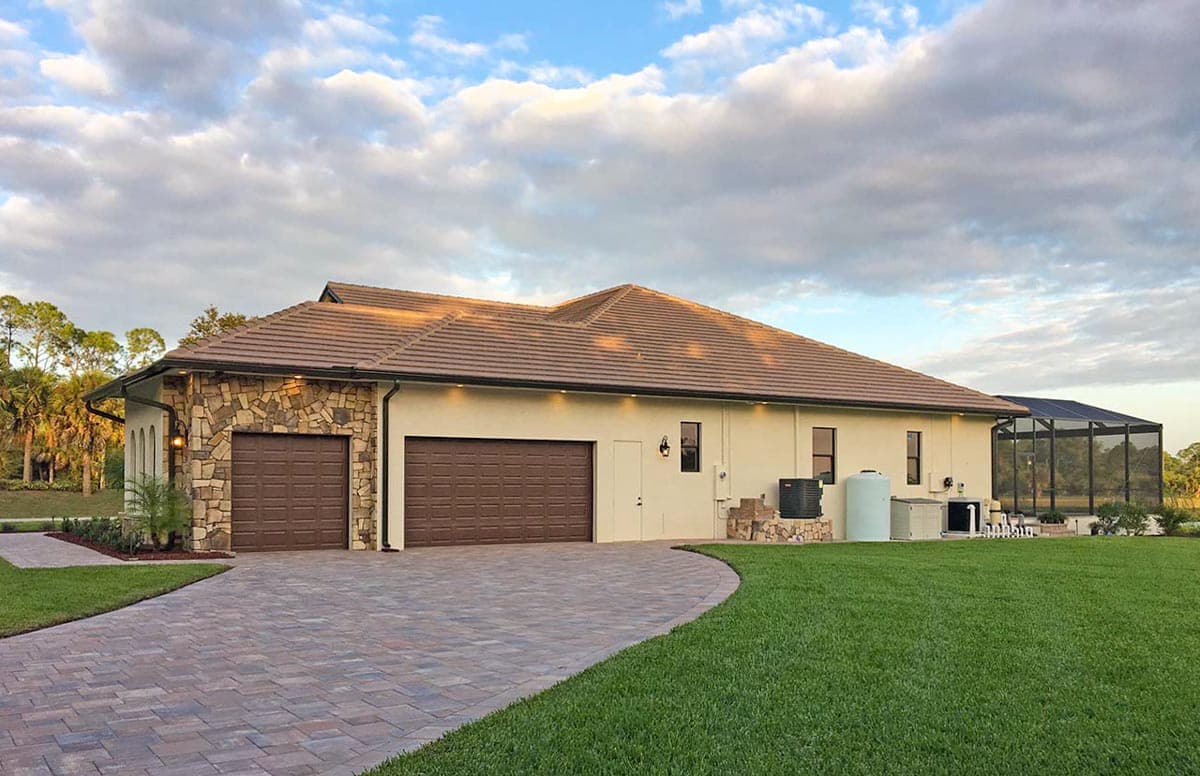 Plan 33198ZR: Mediterranean Home Plan Under 3000 Square Feet with 3 Guest Bedrooms - 2953 Sq Ft - Image #5 - European, Mediterranean, Ranch, Transitional, Tuscan