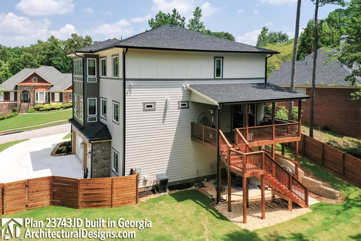 Client Photo id:  380395