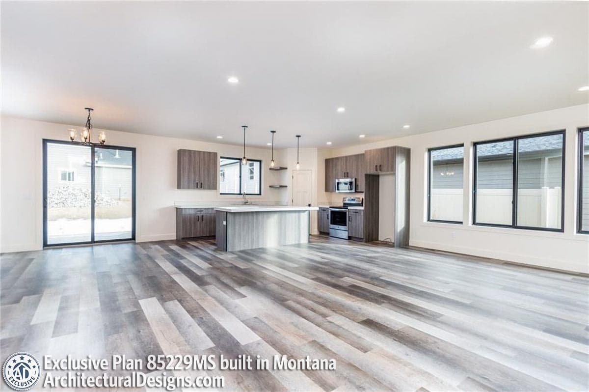 Client Photo id:  329667