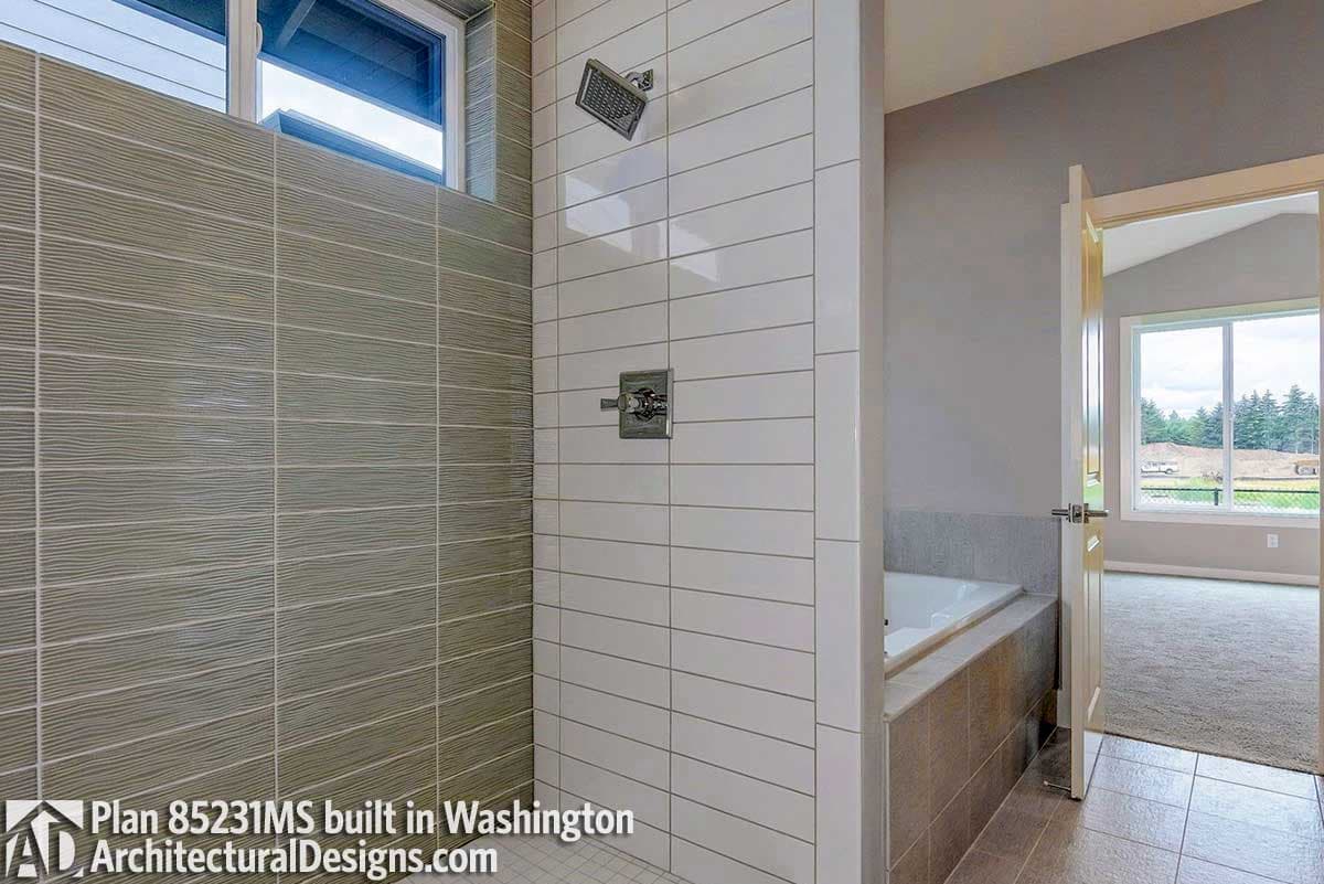 Client Photo id:  266609