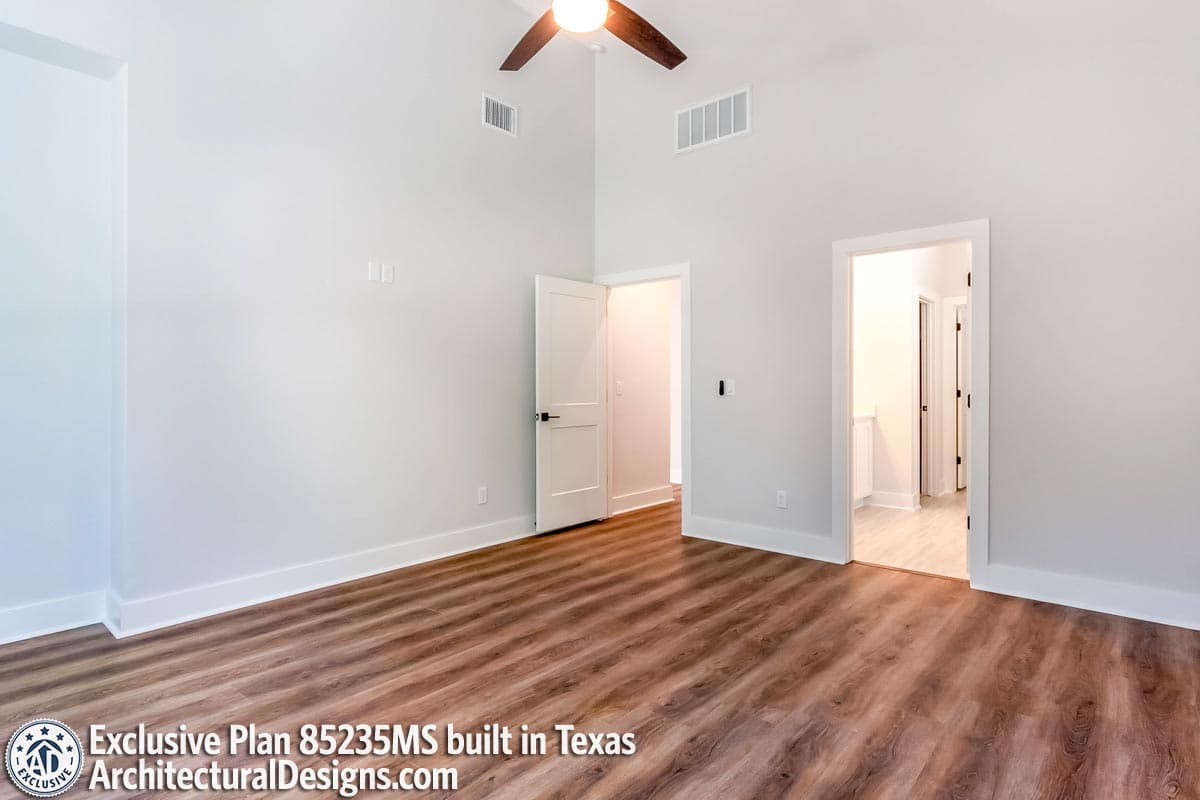 Client Photo id:  316285