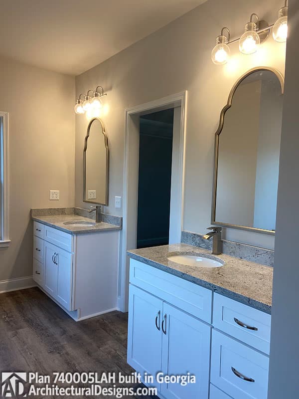 Client Photo id:  352575