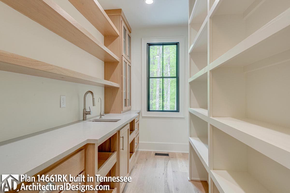 Client Photo id:  456317