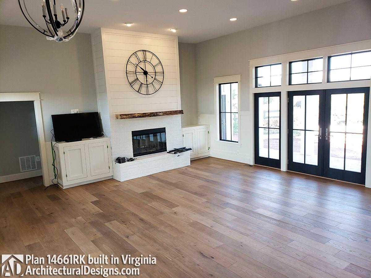 Client Photo id:  306891