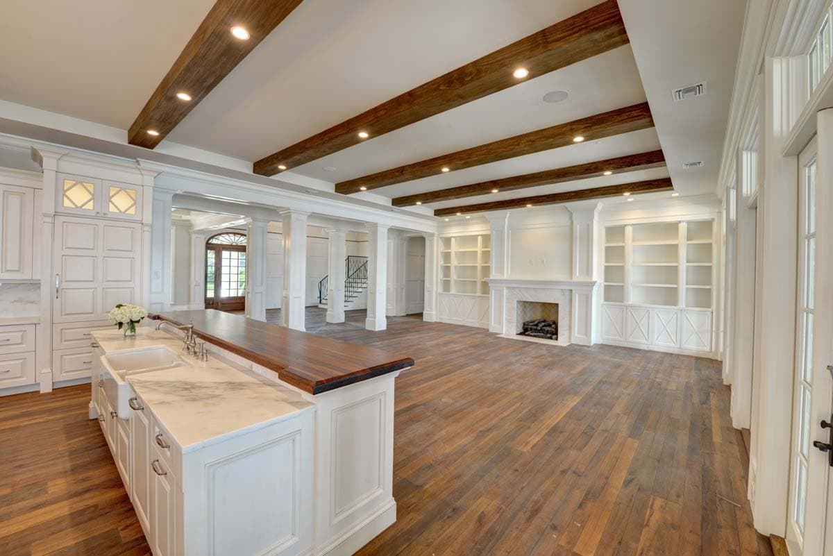 Plan 42838MJ:  Palatial Traditional Home Plan with Fabulous Master Suite - Image #17 - Southern, Traditional