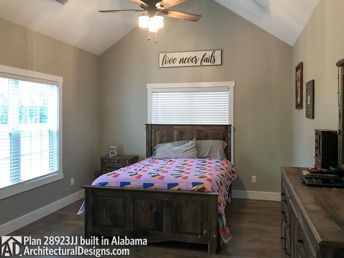 Client Photo id:  327077