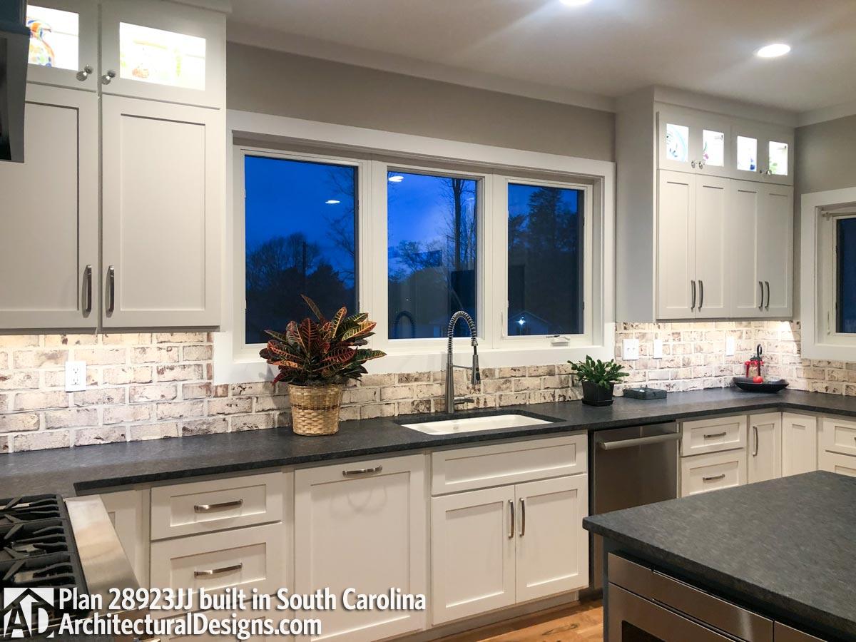 Client Photo id:  361225