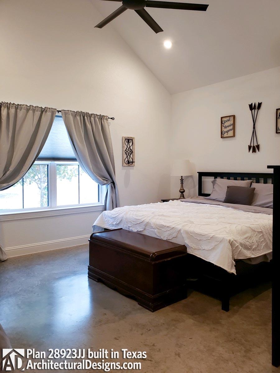 Client Photo id:  353662