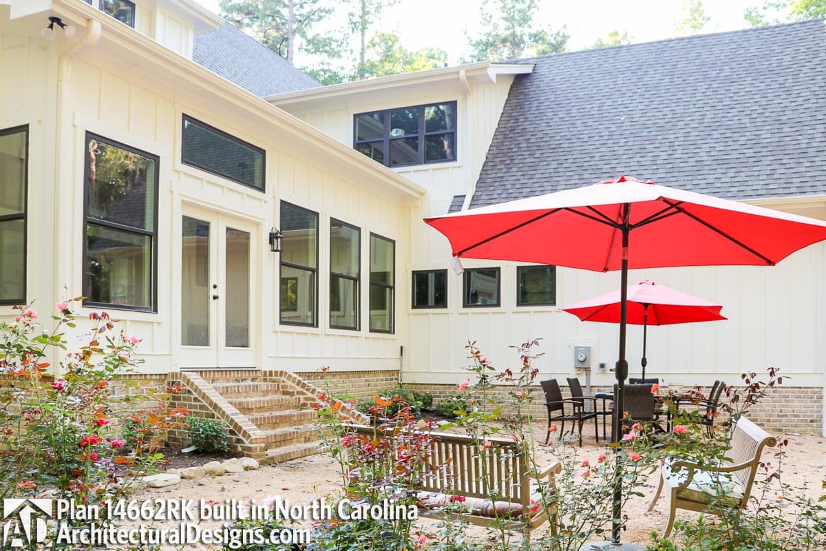 Client Photo id:  381543