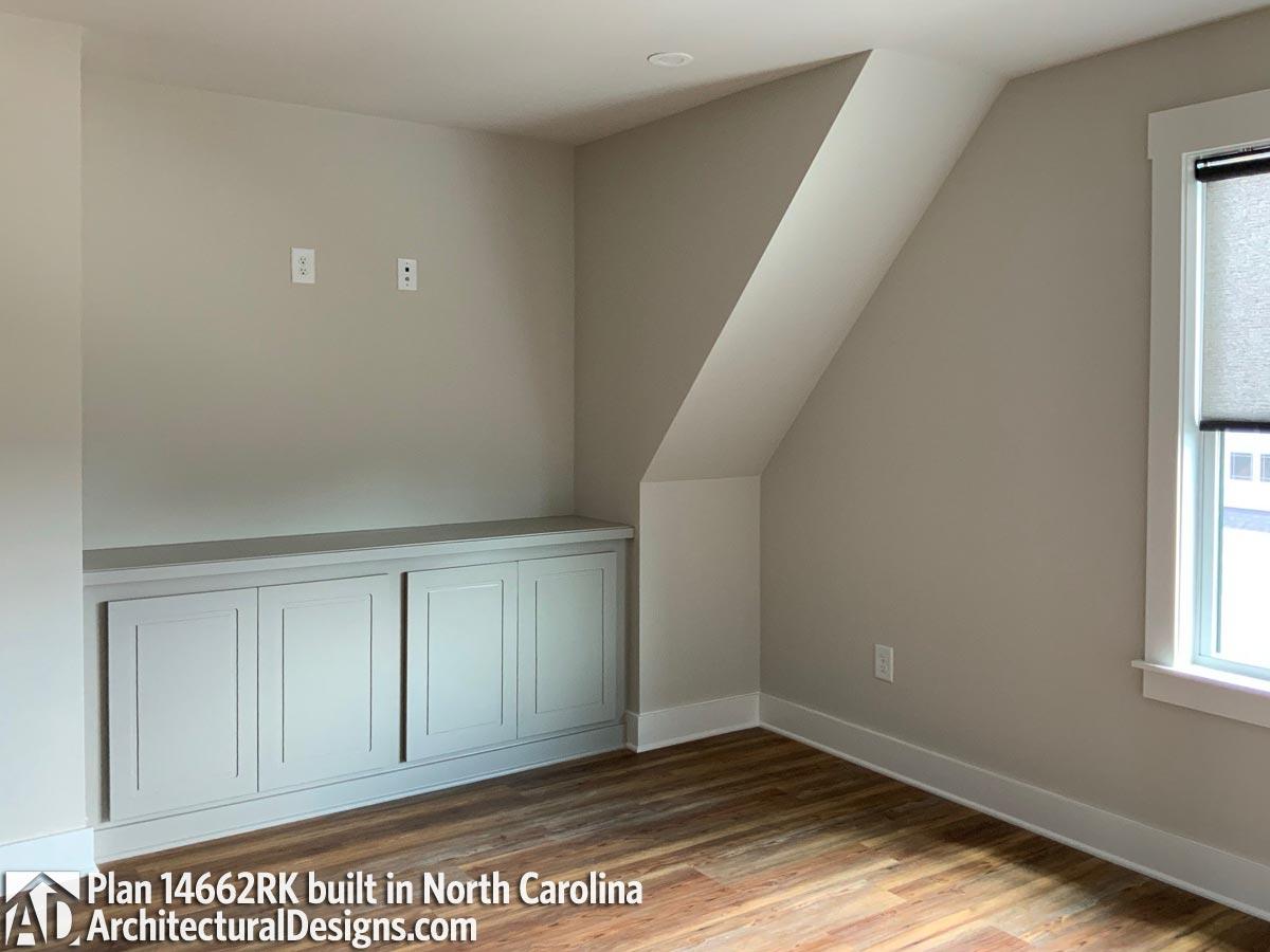 Client Photo id:  341182