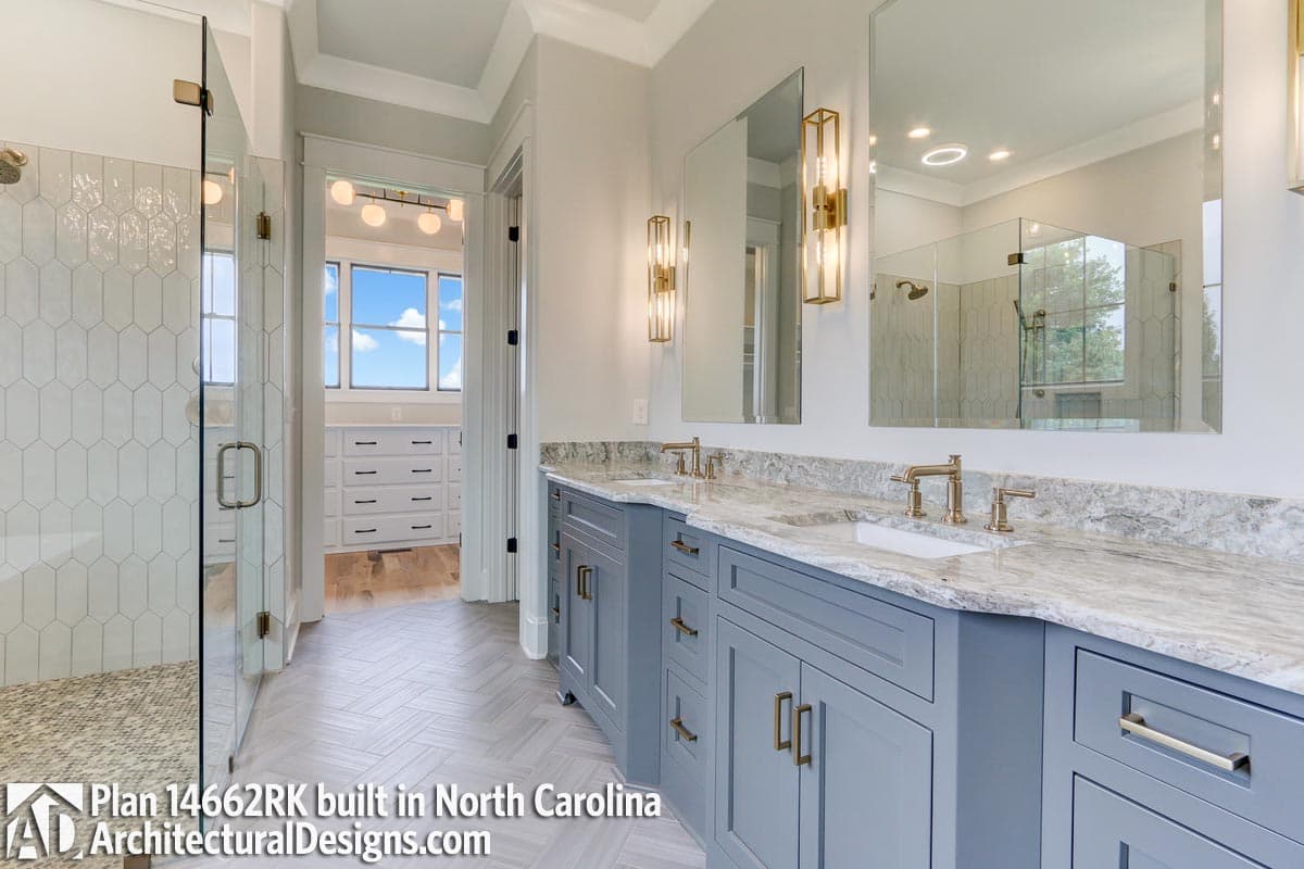 Client Photo id:  339974