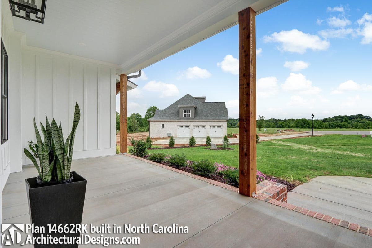 Client Photo id:  339990