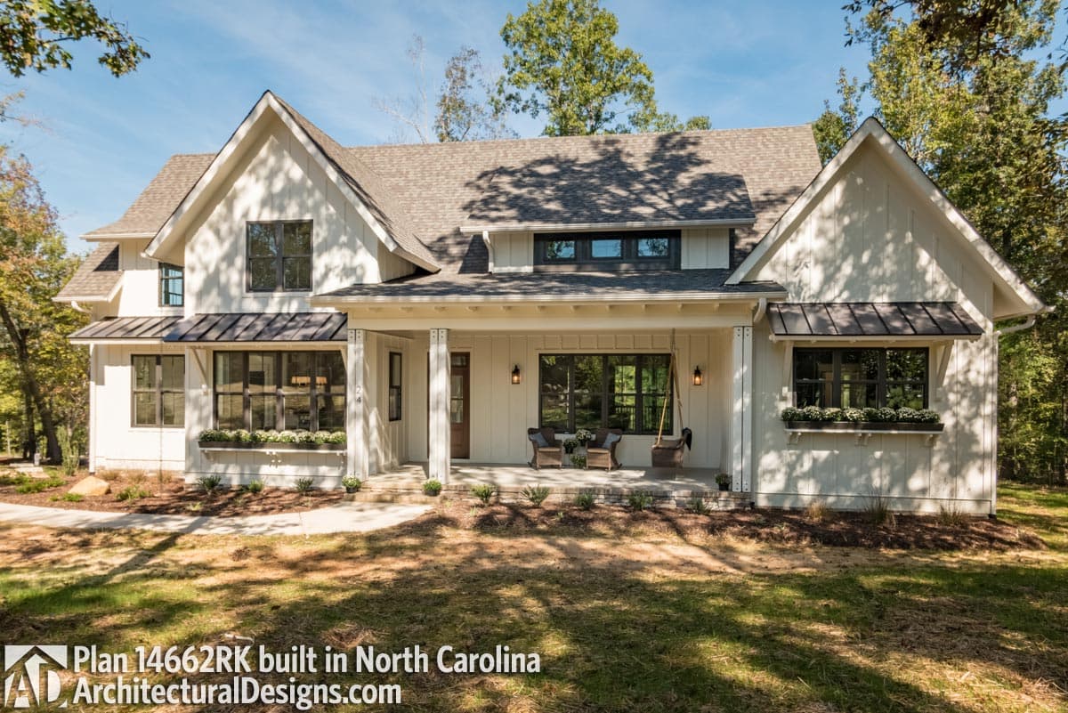 Plan 14662RK: Modern Farmhouse Plan Rich with Features - 2886 Sq Ft - Image #10 - Country, Farmhouse, Modern Farmhouse, New American