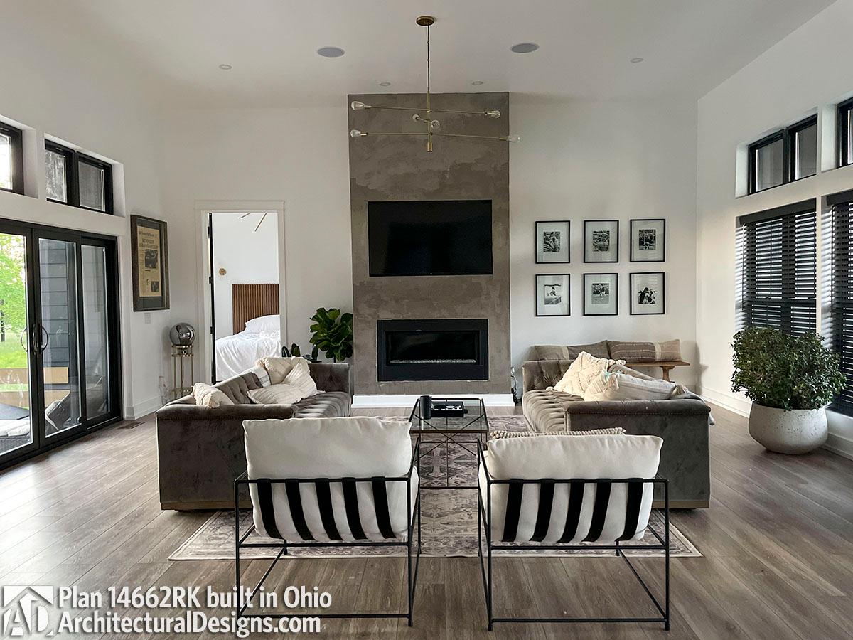 Client Photo id:  373363