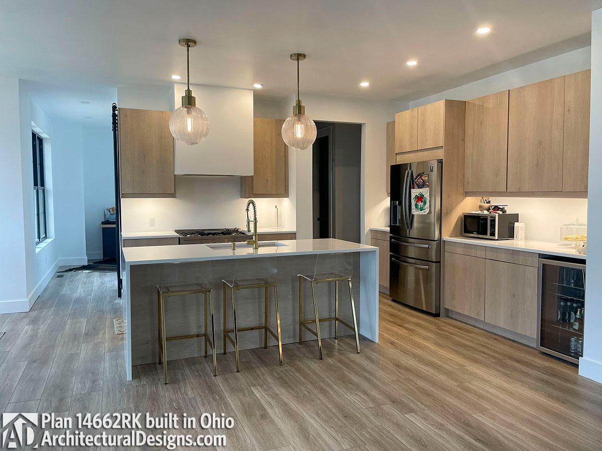 Client Photo id:  373362