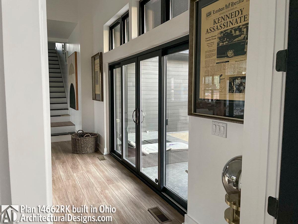 Client Photo id:  373360