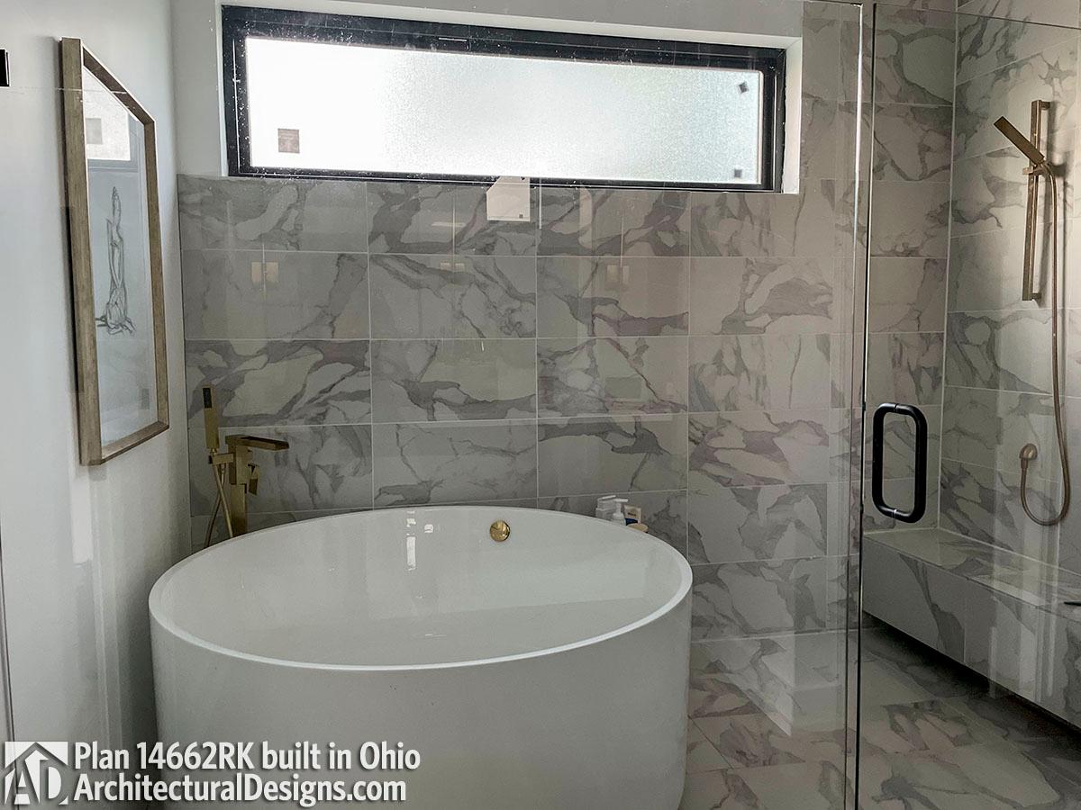 Client Photo id:  373358