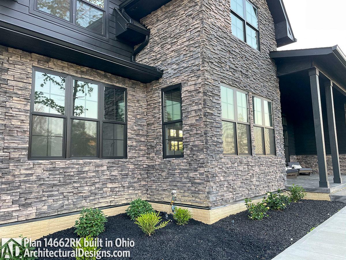 Client Photo id:  373356