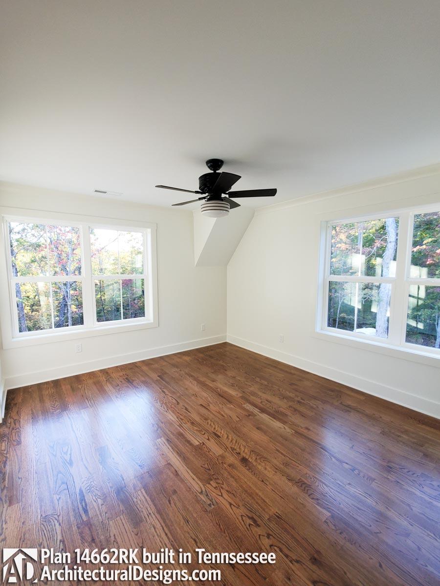 Client Photo id:  353986