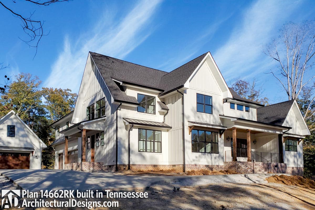 Plan 14662RK: Modern Farmhouse Plan Rich with Features - 2886 Sq Ft - Image #24 - Country, Farmhouse, Modern Farmhouse, New American